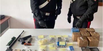 Kokainë dhe kanabis fshehur në kavanoz me oriz, arrestohen 3 shqiptarët në Itali! Si u kapën pas kontrollit të “Audit”-t