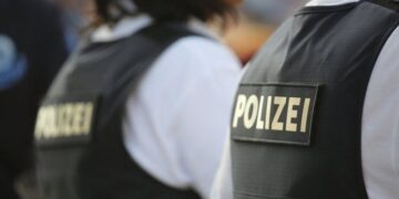 U kap për t’u deportuar drejt Shqipërisë, i riu shqiptar arratiset nga paraburgimi në Gjermani