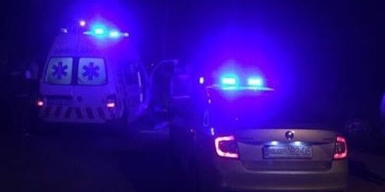 Një person i armatosur qëllon për vdekje dy persona në një zyrë avokatie