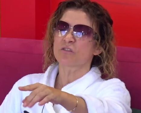 “Një fëmijë si ty e kisha çuar te murgeshat”, Egla debat me Françeskën