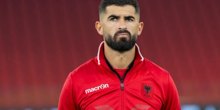 Shifra e majme, ja sa kushtonte Ferrari luksoz i Elseid Hysajt që mori flakë teksa ai ndodhej brenda bashkë me vjehrrin