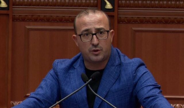 “Kam bërë edhe unë nganjëherë trangull, sallator”, Korreshi për deklaratat e Metës: Të bëra nga një ish-president duken të ekzagjeruara