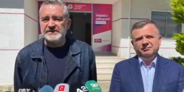 Klosi: Diaspora në fokus të rienergjizimit të PS-së. Balla: Fieri, me fat sepse kalon një prej gazsjellësve më të mëdhenj në Europë