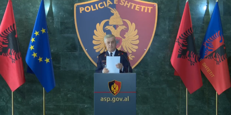 Skema e trafikut të refugjatëve përmes binomit Biznes-Polici