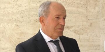 “Jetoi duke pikturuar dhe ashtu vdiq”, vëllai i Ali Osekut mes lotësh, tregon vizitat në burg dhe dashurinë për pikturën