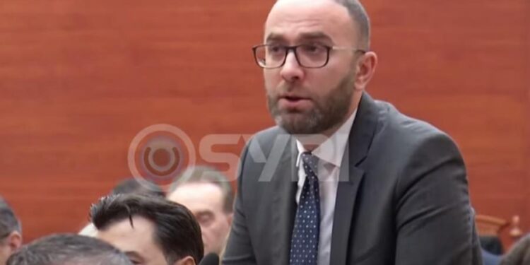 Olsi Rama/ Gazment Bardhi, rilindjes: Ju jeni kthyer në avokatë të drogës