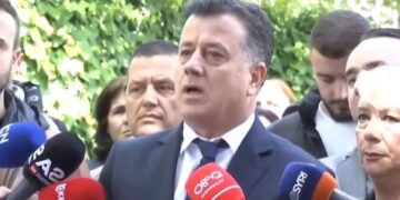 Gjykata u ndalon 4 protestuave, daljen në vende publike, reagon Noka: E padëgjuar! Po Veliaj do të kërreher prej atje!