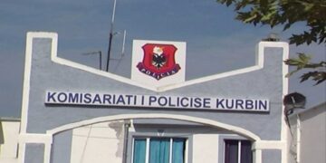 Kanoset një person në Kurbin, i vendosin tritol në makinë