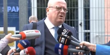 Nuk paraqiten prokurorët për revokimin e masës së arrestit për Berishën, Gjokutaj: Plan i strukturuar skandaloz