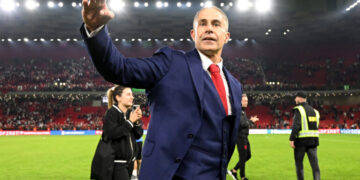 E pabesueshme, Sylvinho kundër rregullit të UEFA, nuk preferon të zgjerohet lista