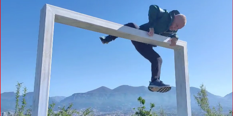 Ilir Meta shpall fitoren e parë: Detyruam Bashkinë e Tiranës që të lyejë paralelen me ndryshk