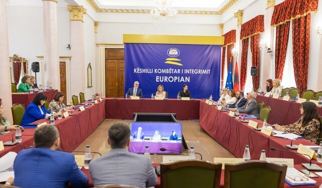 Tabaku: Opozita e ka seriozisht luftën kundër korrupsionit dhe integrimin