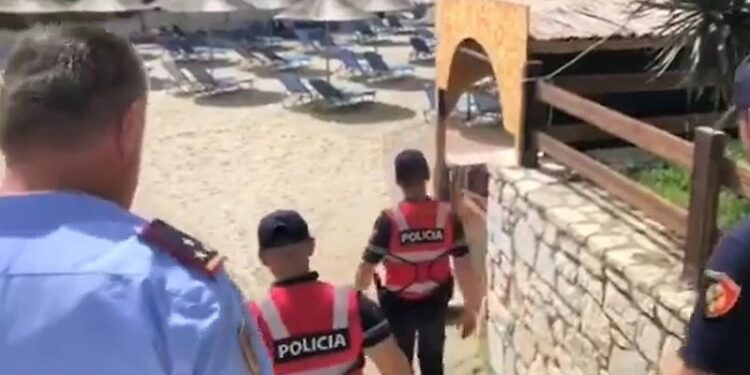 Tentoi të grabiste dy turistë të huaj, e pëson keq 19-vjeçari