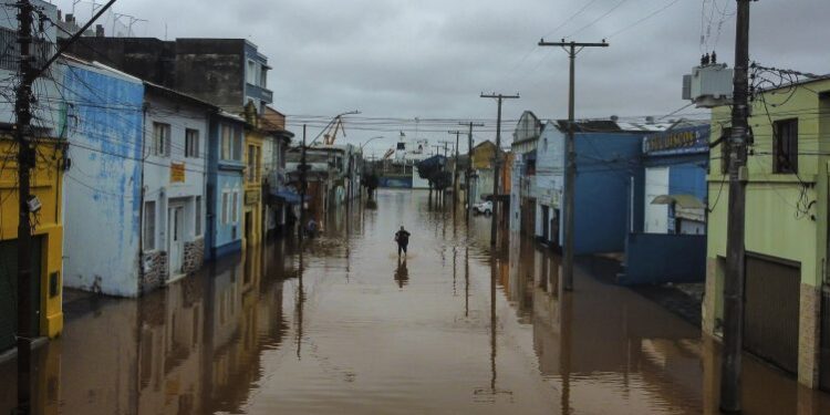Moti i keq, 56 të vdekur dhe 67 të zhdukur