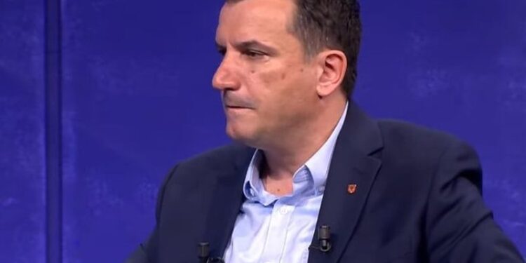“S’kam ngrënë darkë me Shkëlzen Berishën”, Veliaj ‘shpërthen’ ashpër: Atë nuk e kam parë që në gjimnaz