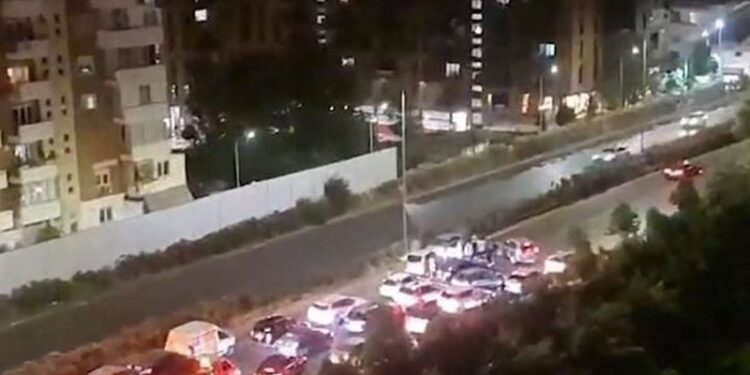 Pesë makina përplasen në zonën pranë “Kopshtit Botanik”, kaos në Tiranë