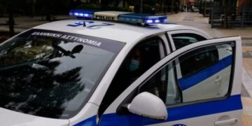 Kapet me armë në brez, bie në pranga adoleshenti shqiptar në Greqi, e pëson dhe babai i tij