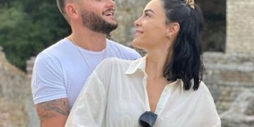 Besi i dedikoi këngë, ja si reagon Xhensila Myrtezajt