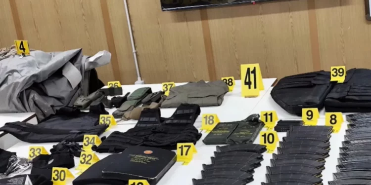 Kush po i sjell armët në Kosovë? Çfarë dihet për armatimin e fundit të konfiskuar në veri: Gjatë kontrolleve u gjetën armë, eksplozivë dhe municion