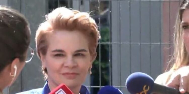 A ke bërë ndërhyrje estetike? Ja si përgjigjet Kryemadhi