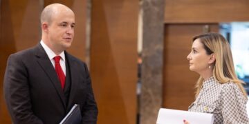 Tabaku takim “kokë më kokë” me Wisner, zbardhet tema e diskutimit