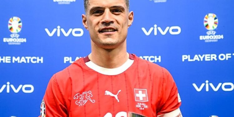 Xhaka protagonist në fitoren e Zvicrës, vlerësohet si “Njeriu i ndeshjes”