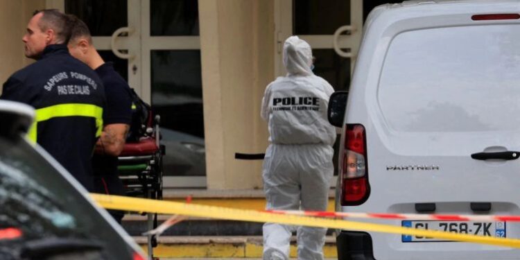 Pesë të plagosur nga një sulm me thikë, dyshimet e para