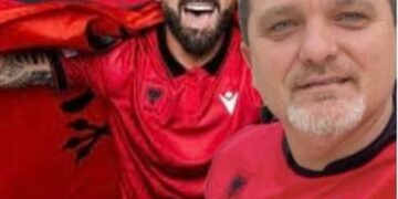 Rrjeti “vuri me shpatulla pas muri” Elseid Hysajn, reagon Jul Deda (FOTO)