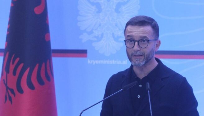 Kërcënohet deputeti Erion Braçe: Më kërkojnë të heq dorë nga mbrojtja e tokës së lumit Seman