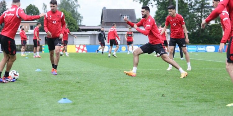 EURO 2024 / Prag-Spanja, Kombëtarja në seancën e radhës stërvitore në Kaiserau para sfidës së tretë