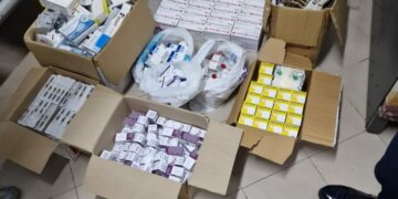 Posedonte dhe shiste barna pa etiketa, farmacistit i ndodh e papritura