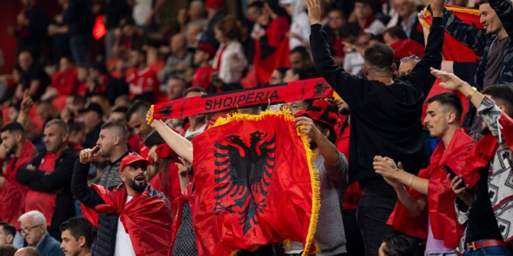 Ndeshja Itali-Shqipëri , ja cilat janë rregullat e publikuara nga FSHF për tifozët