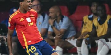 Spanja “trondit” Francën, kompletohet përmbysja e madhe