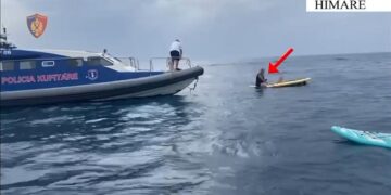 Ra nga mjeti lundrues dhe rrezikoi të mbytej, Policia shpëton 23- vjeçarin