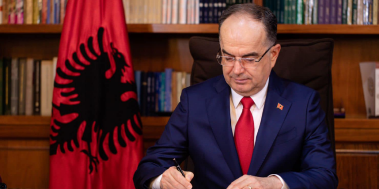 Begaj dekreton datën: Zgjedhjet në Himarë më 4 gusht