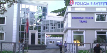 Pezullohet nga detyra efektivja e policisë, ja për çfarë akuzohet