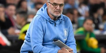 Bielsa e thotë troç: Stop biznesit, futbolli duhet të jetë i të gjithëve, edhe të varfërit kanë të drejtë ta ndjekin