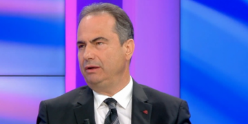 U zgjodh drejtues politik, Boçi bën deklaratën e papritur