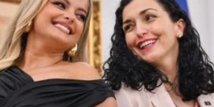 Presidentja Osmani mikpret këngëtaren me famë botërore Bebe Rexha