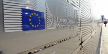 Nga ndërhyrjet mbi sistemin gjyqësor dhe mediat te arrestimet e viteve të fundit, zbardhet raporti i KE për Shqipërinë