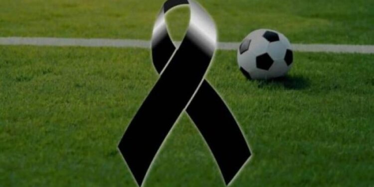 ‘ E trishtë’,  Ndahet nga jeta ish-futbollisti i njohur (FOTO)