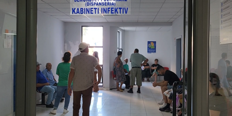 “Ethet e Nilit” ‘mbërrijnë’ edhe në Fier, flasin epidemiologët