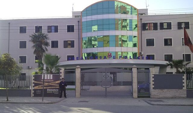 Shpërthimi i autobotit në karburantin në Tiranë-Durrës, Policia jep detajet: 2 të lënduar, zjarri është shuar tërësisht