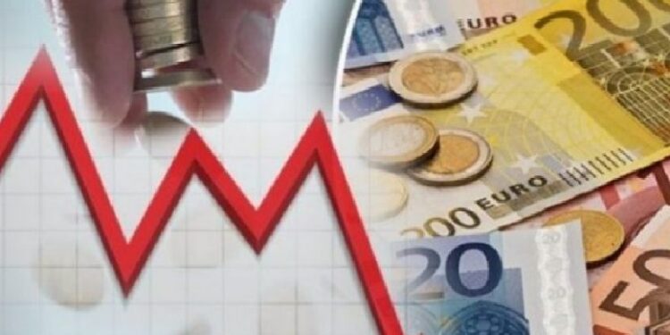 EURO prek fundin, po këmbehet sot në kufi të 100 lekëve! Monedha evropiane është zhvlerësuar me 16% në 2 vite