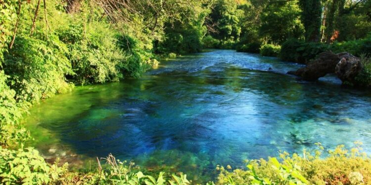 U hodh me kokë te ‘Syri i Kaltër’, transportohet drejt Traumës me helikopter 28-vjeçari