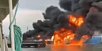 Ukrainasit sulmojnë portet e Rusisë