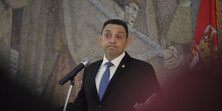 “Shqiptarët dhe serbët nuk duan të jetojnë bashkë”, paralajmërimi i Vulin për hapjen e urës në Ibër: Mund të ndodhin incidente