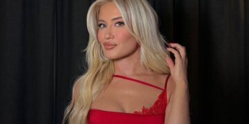 Dea Mishel ironizon Antonela Berishën për dhunën ndaj Klea Prengës