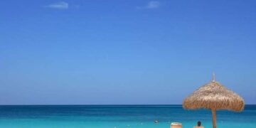 Plazh edhe gjatë shtatorit, operatorët: Kemi rezervime deri në fund të muajit