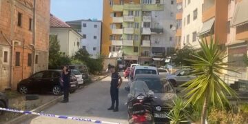 Plumbat kapën dhe kamarierin e lokalit, kush është Kastriot Elezi? Zbardhet e shkuara e errët e 45-vjeçarit